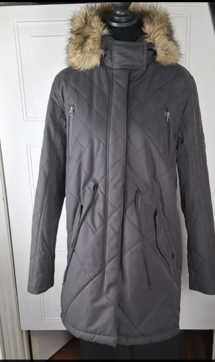 Burton dryride Parka Jacket with Faux Fur Hood