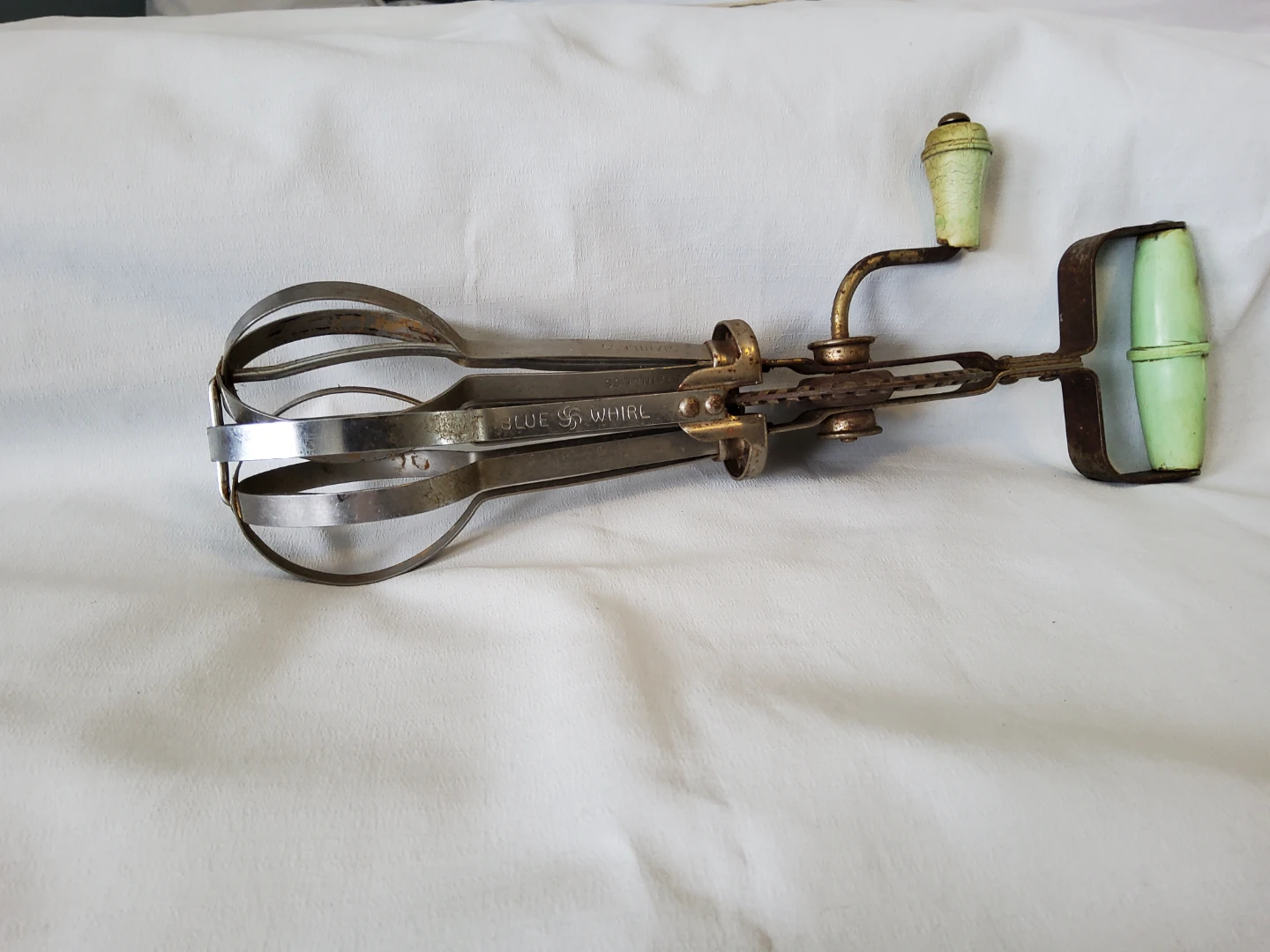 Blue Whirl Hand Crank Egg Beater 🏆 - photo 2