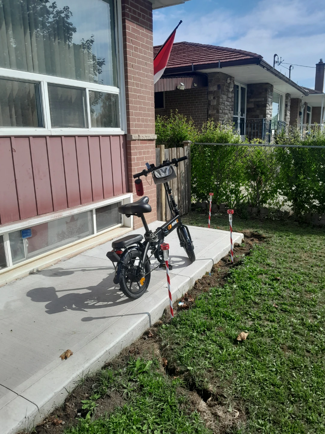 WHIZZ Folding Electric Bicycle - photo 2