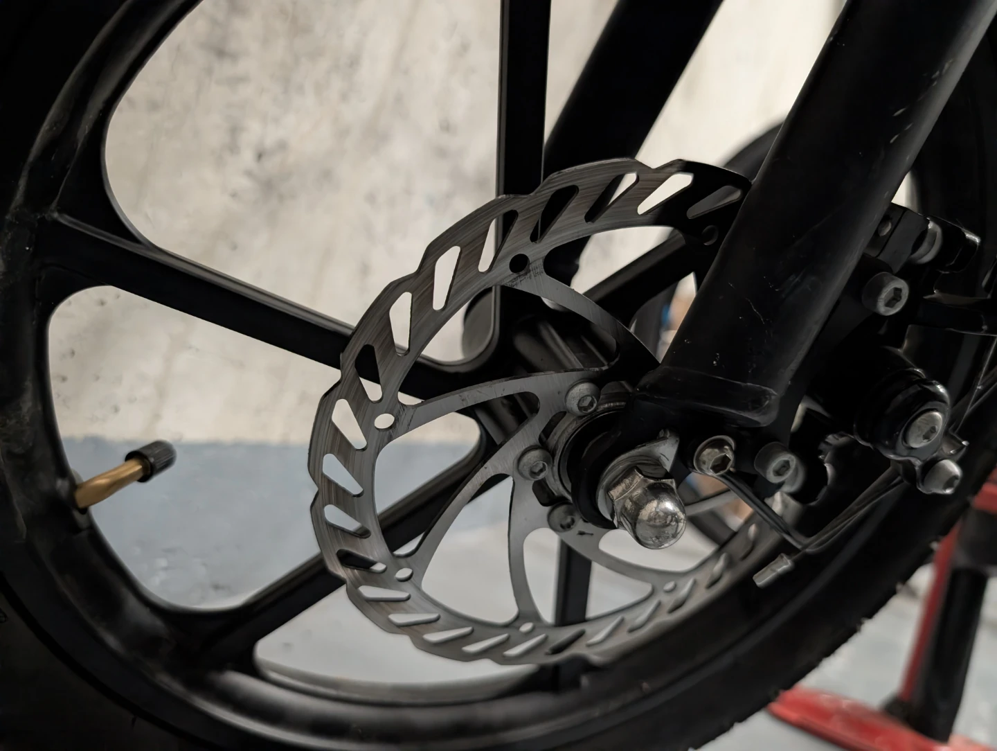BLUTRON Folding Electric Bike - photo 4