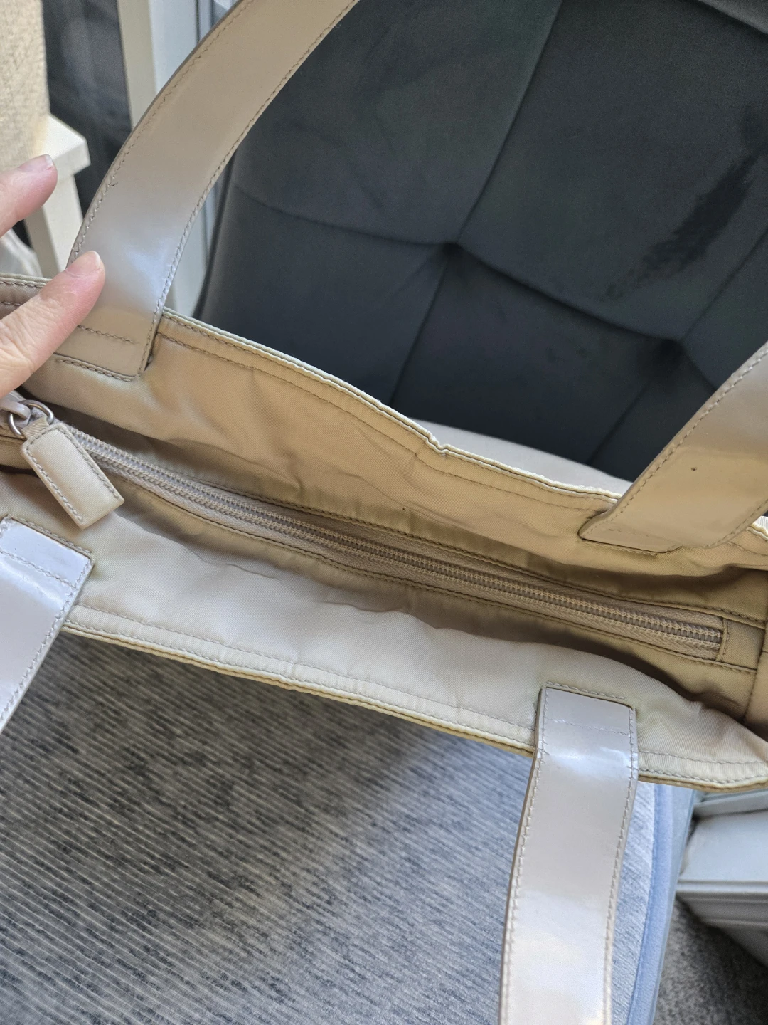 Authentic Prada Tote Bag Vintage - photo 4
