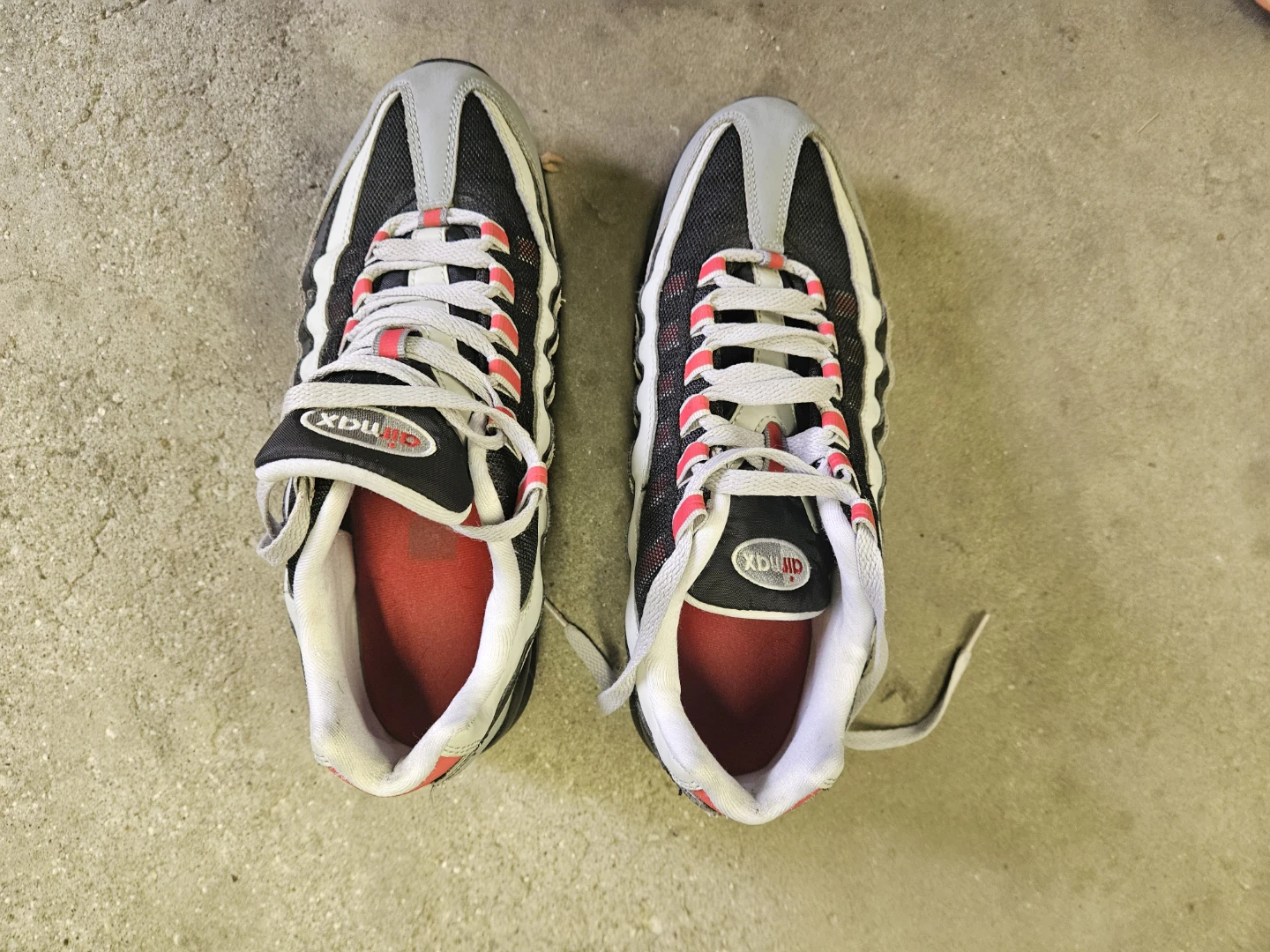 Nike Air Max 95 SE Youth Shoes - photo 3