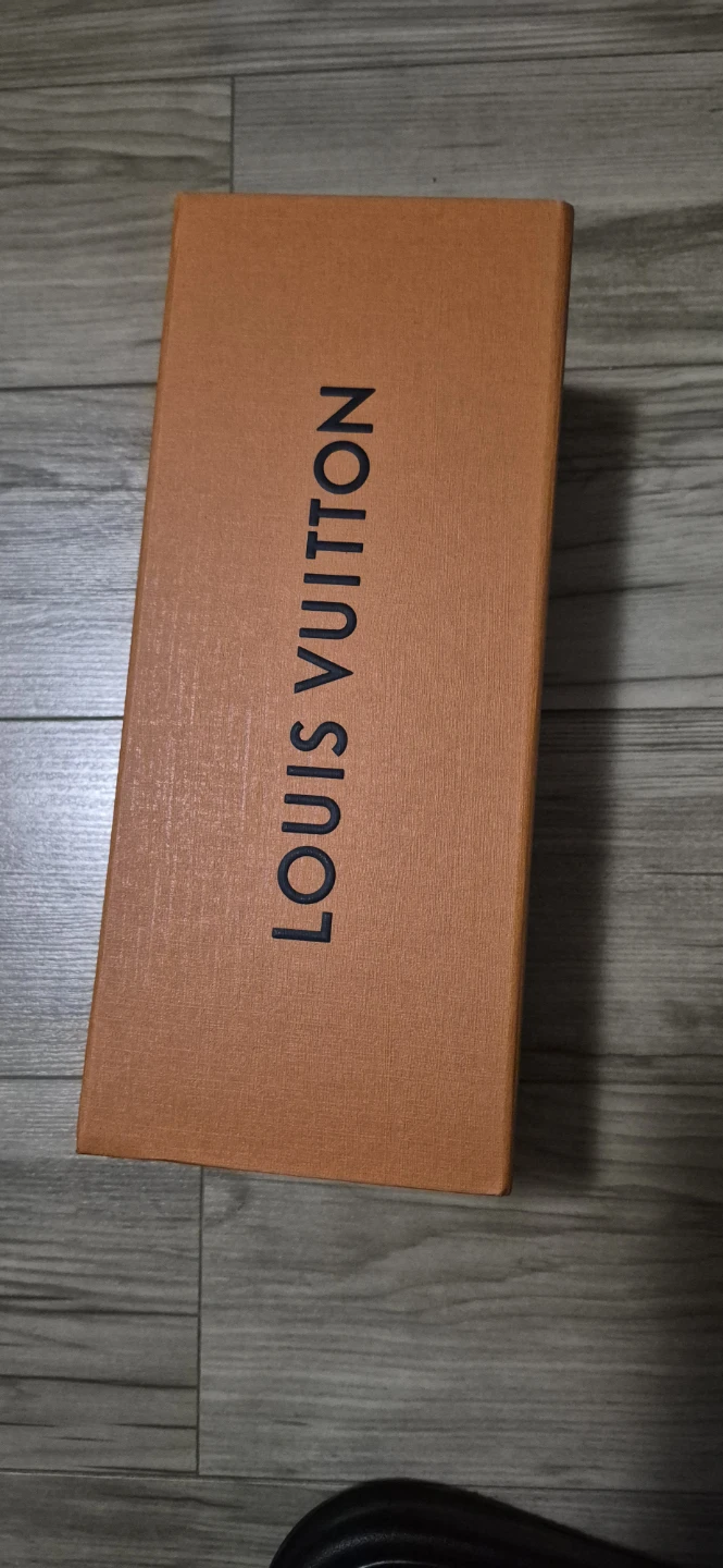 Louis Vuitton perfume box