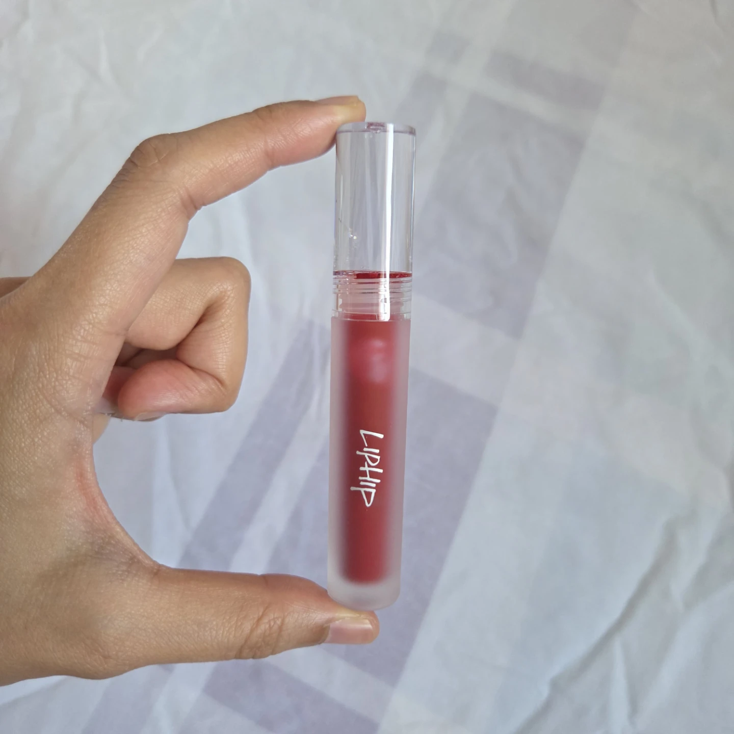 🆕LipHip Glossy Lip Tint (#22 Remarried Empress)