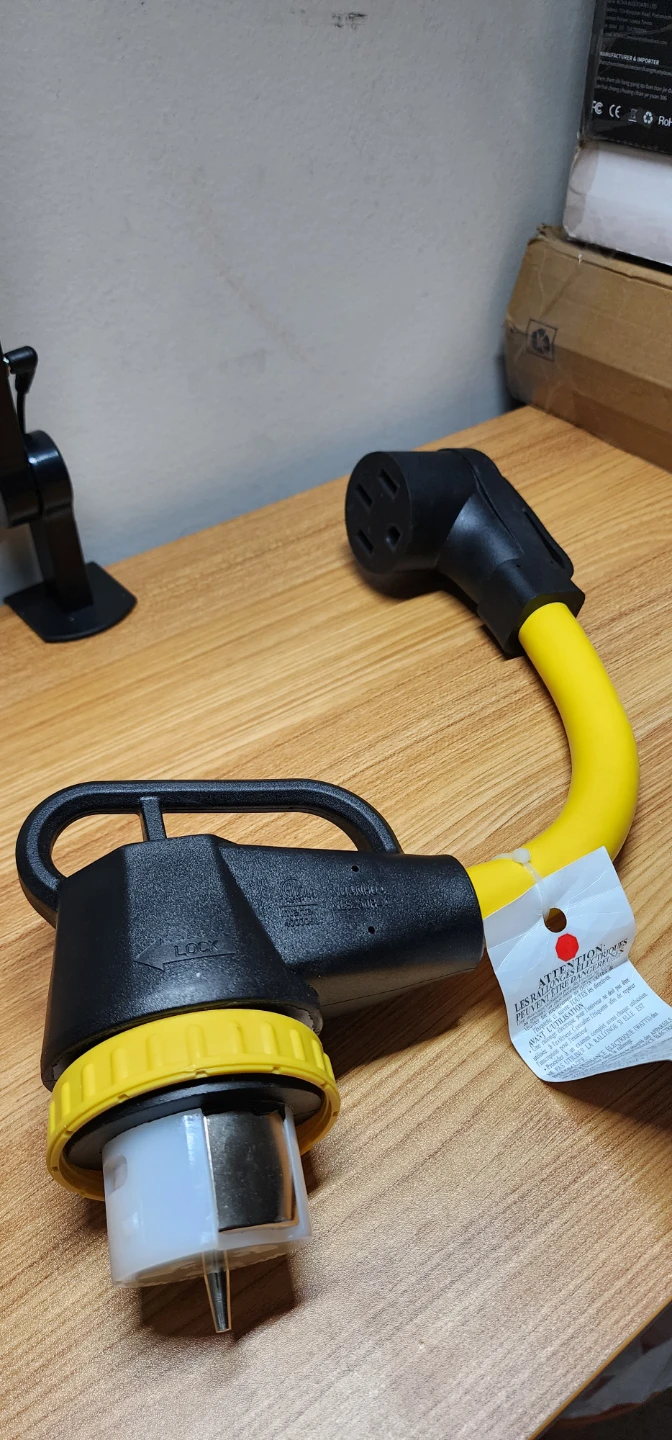 Xuanhua RV Adaptor Plug