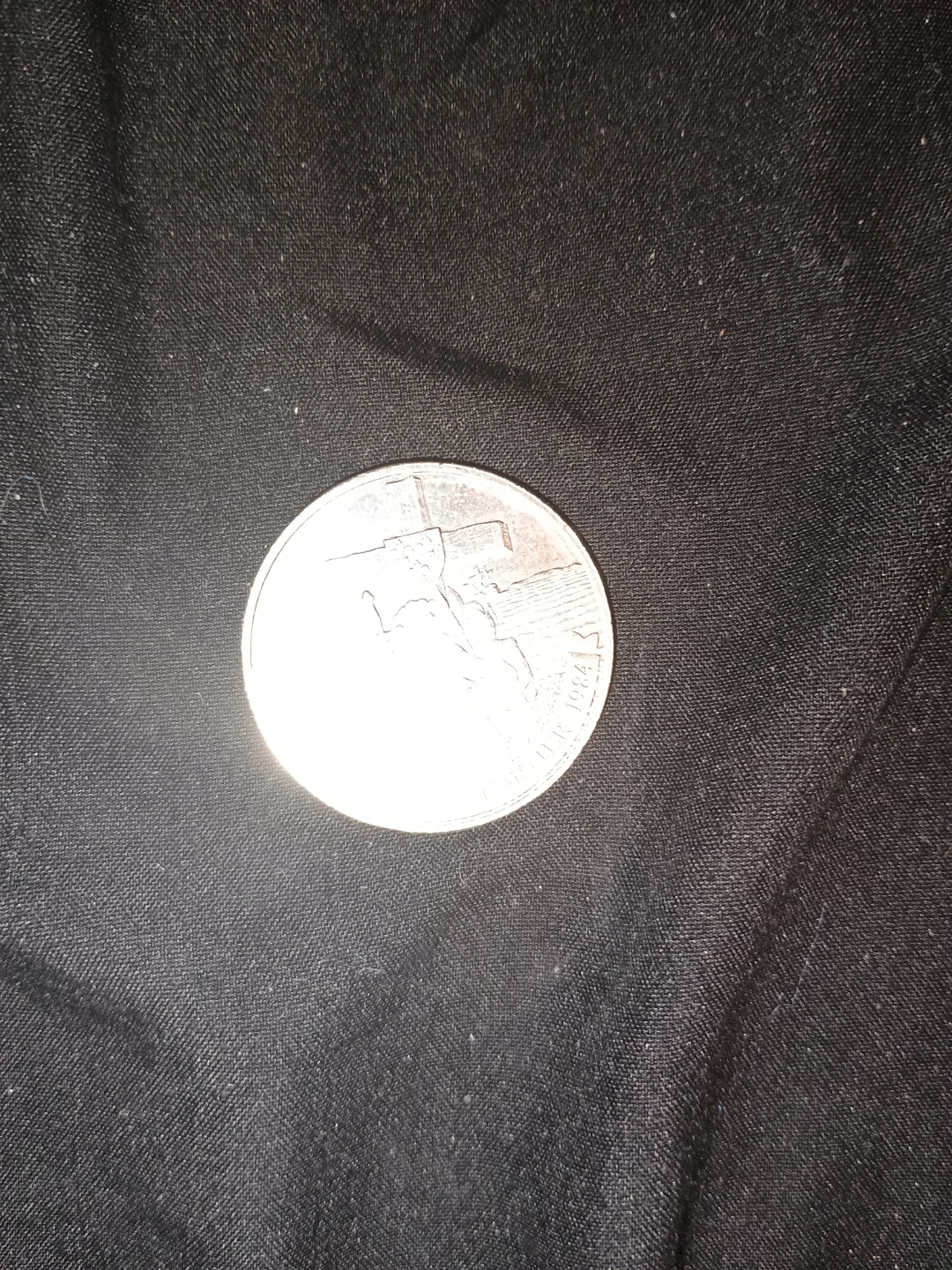 1984 Canadian Dollar Coin Jacques Cartier - photo 2