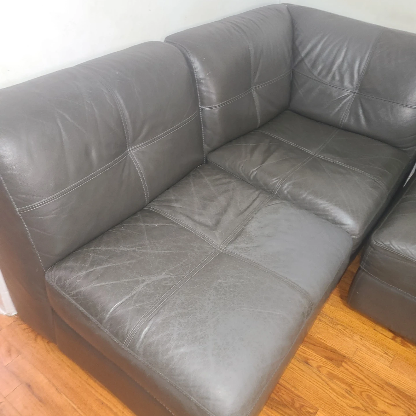 Dark Gray Leather Sectional Sofa - photo 4