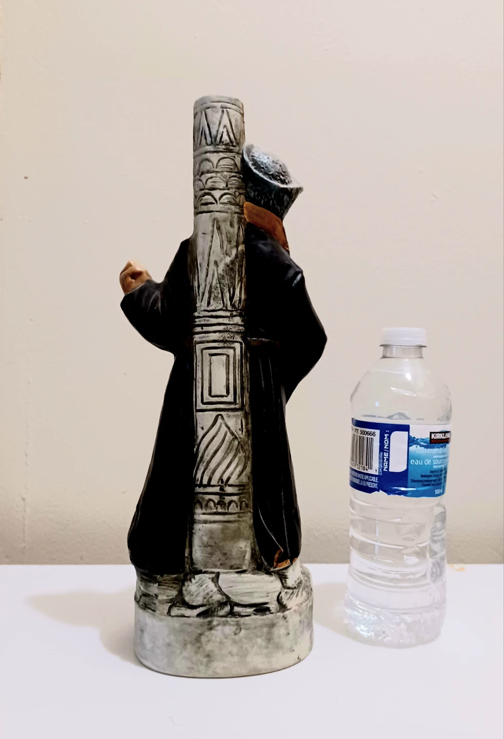 Unique Hand Painted Caucasian Playing Balalaika Decanter - photo 4