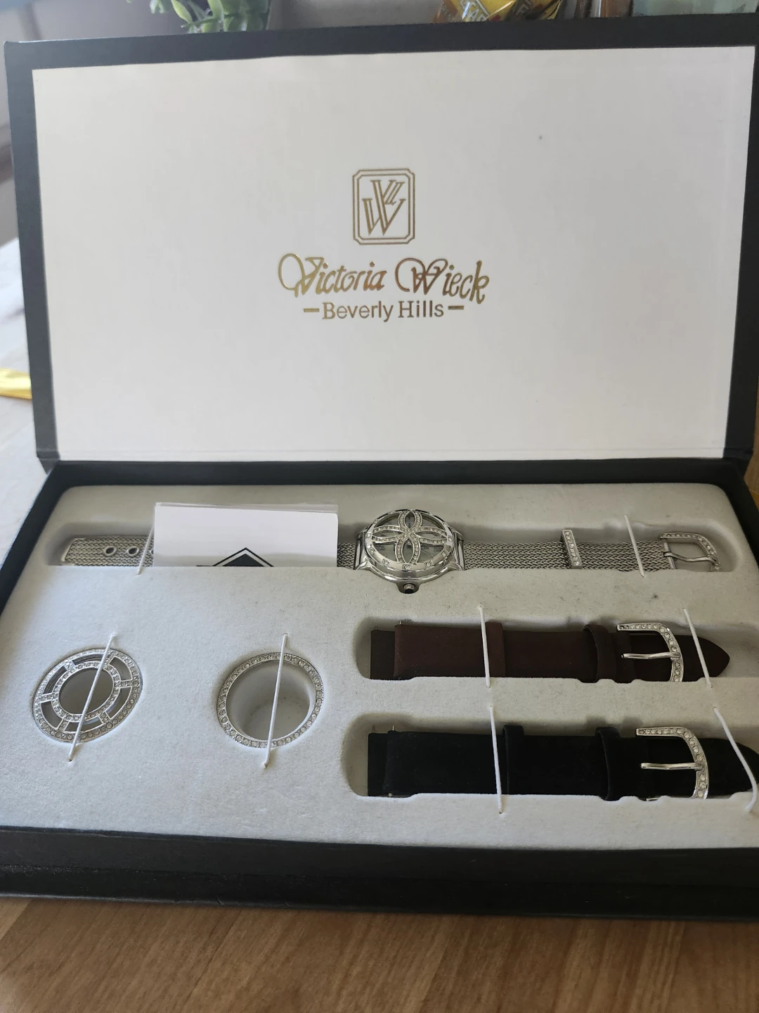 Brand New Victoria Wieck Beverly Hills Watch Set - photo 2