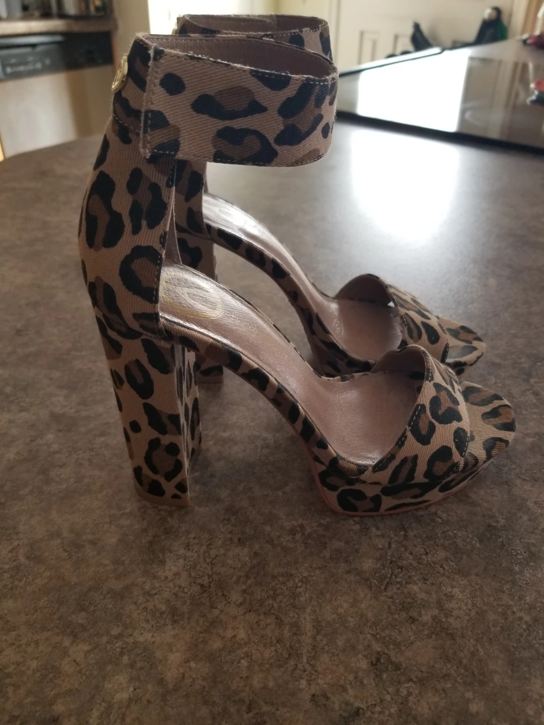 Wishbone leopard high heel shoes - photo 5
