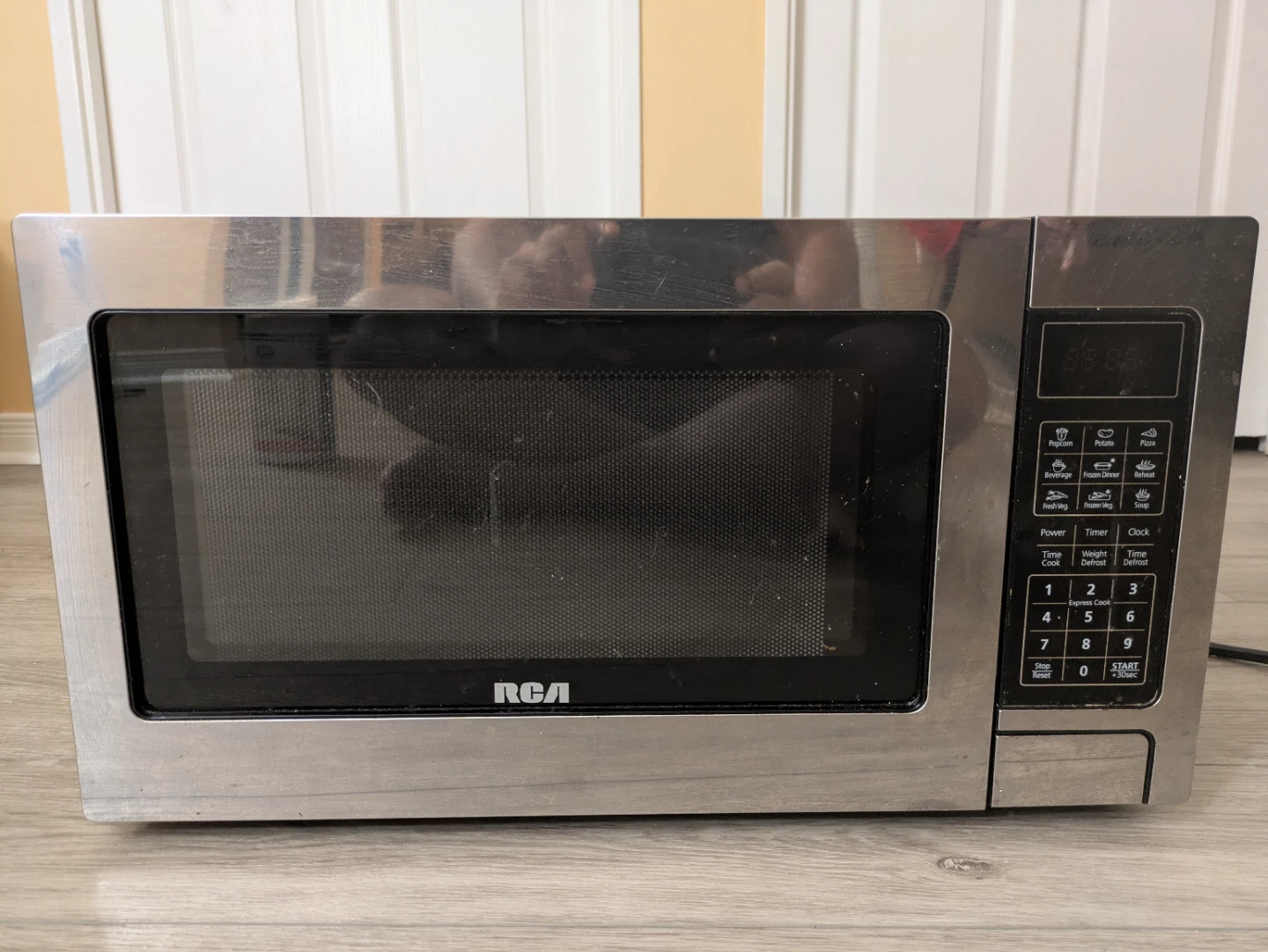 RCA Microwave
