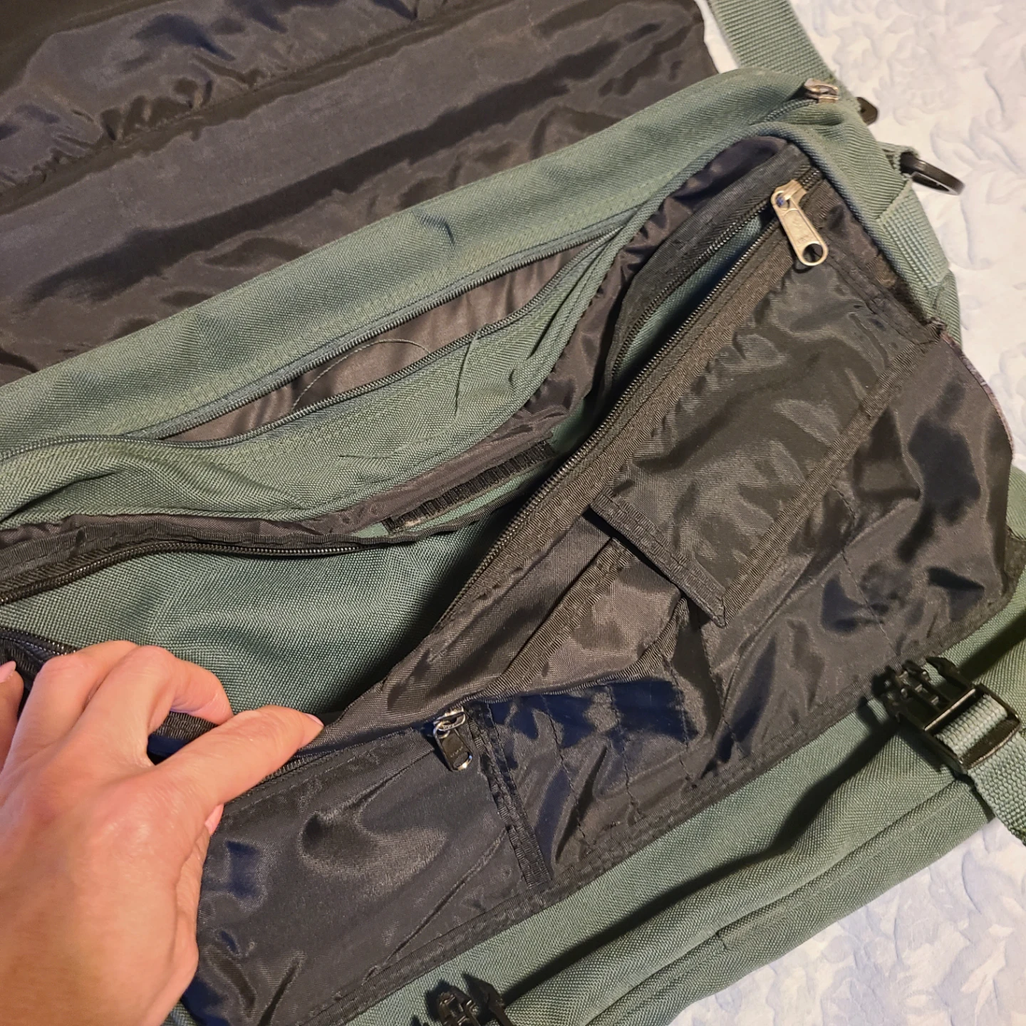 Green Messenger Bag - photo 3