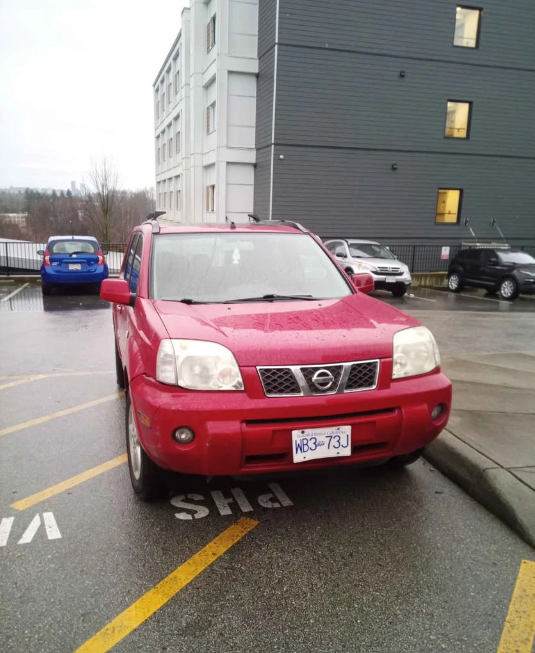 Red Nissan X-Trail SUV 2005 SE - photo 2