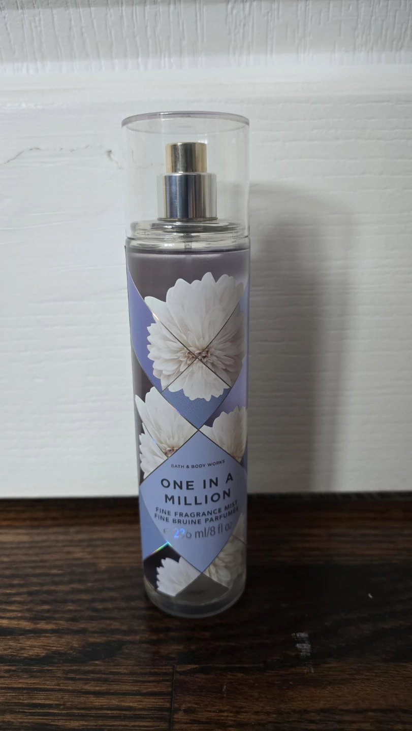 Bath & Body Works One in a Million Fine Fragrance Mist - photo 3