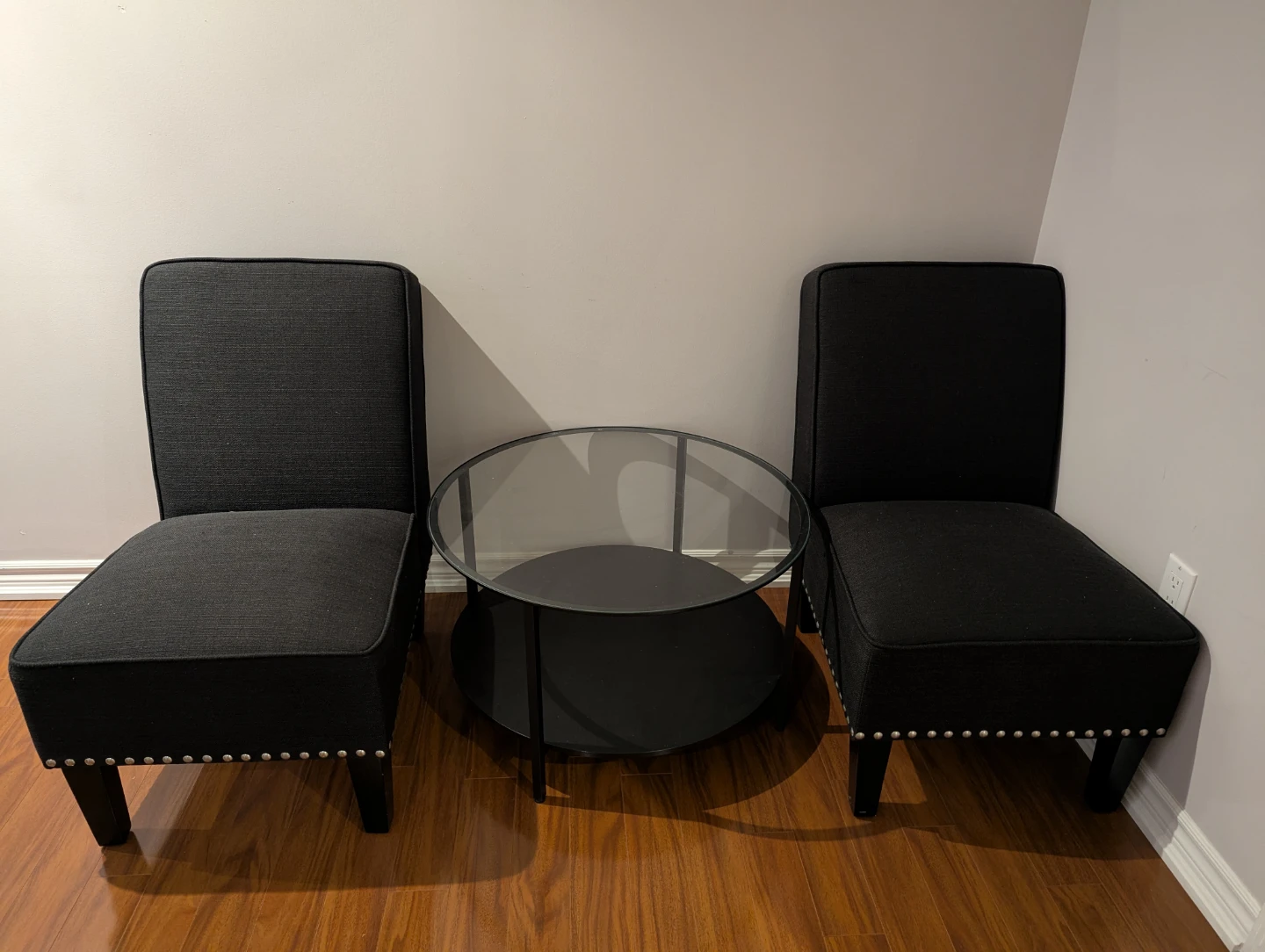 Black Accent Chairs