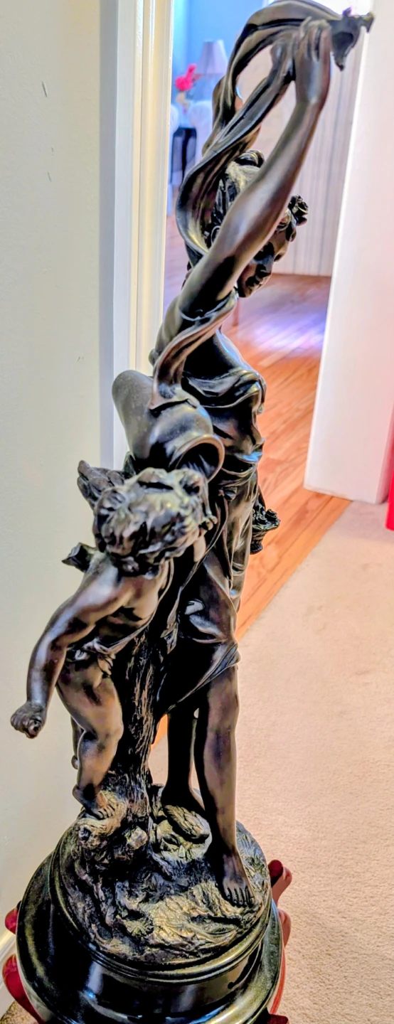 Bronze-Tone Figurine of Woman with Cherub - photo 2