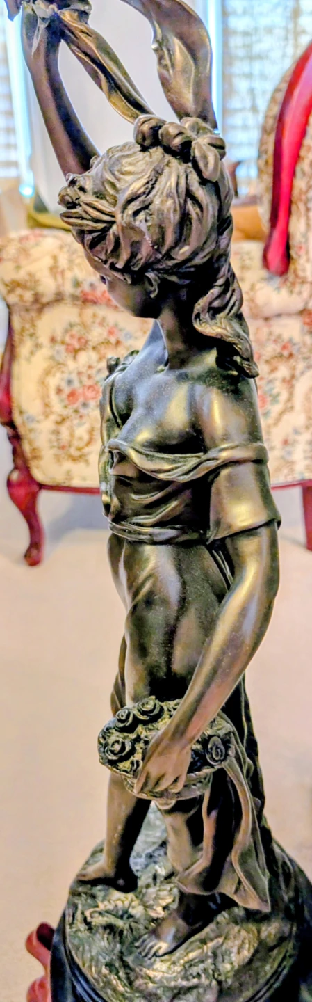 Bronze-Tone Figurine of Woman with Cherub - photo 3