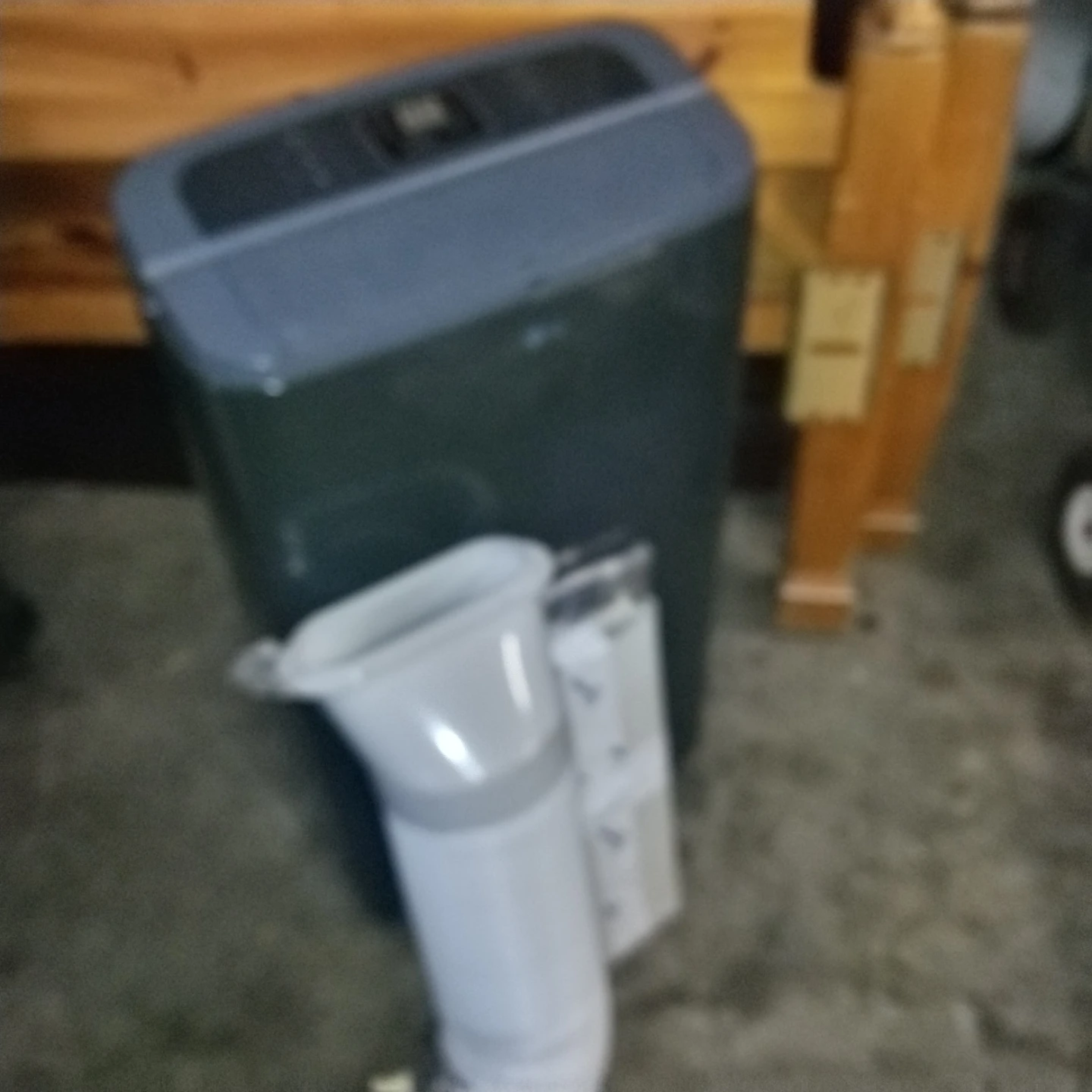 AC WITH REMOUT CONTROL