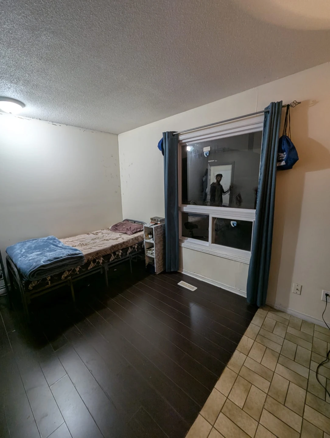 Sharing Room for Male from March - photo 3