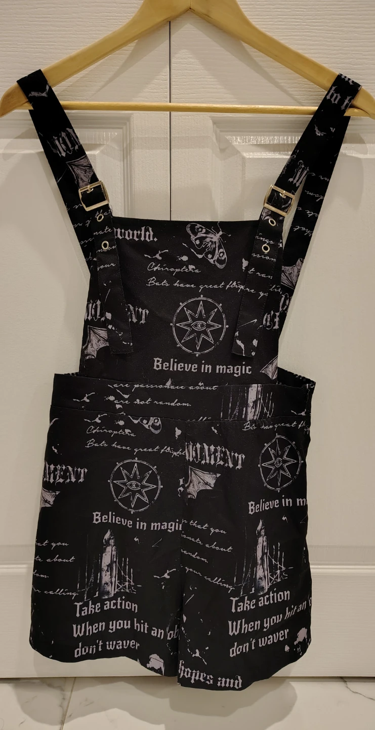 Black goth Print Overall Shorts size xs-small