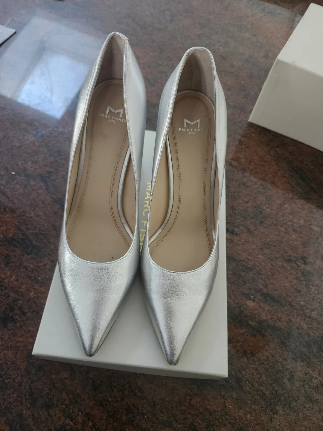 Leather Marc Fisher LTD Silver Leather Pointed Toe Block Heels - photo 4