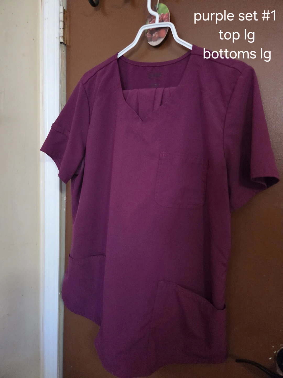 Selling my scrubs - photo 5
