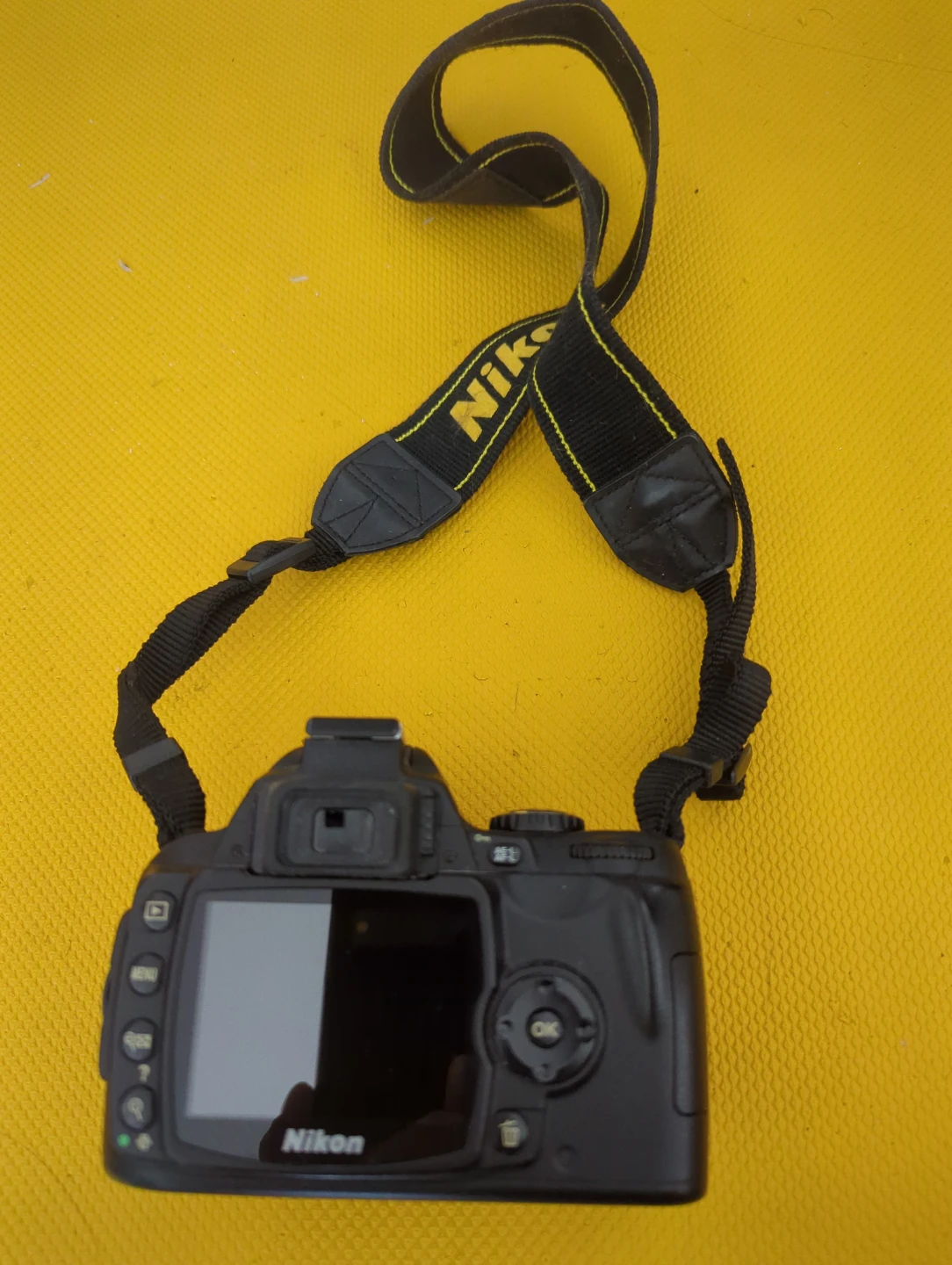 Parts of Nikon D40 Digital Camera (Read Description) - photo 3