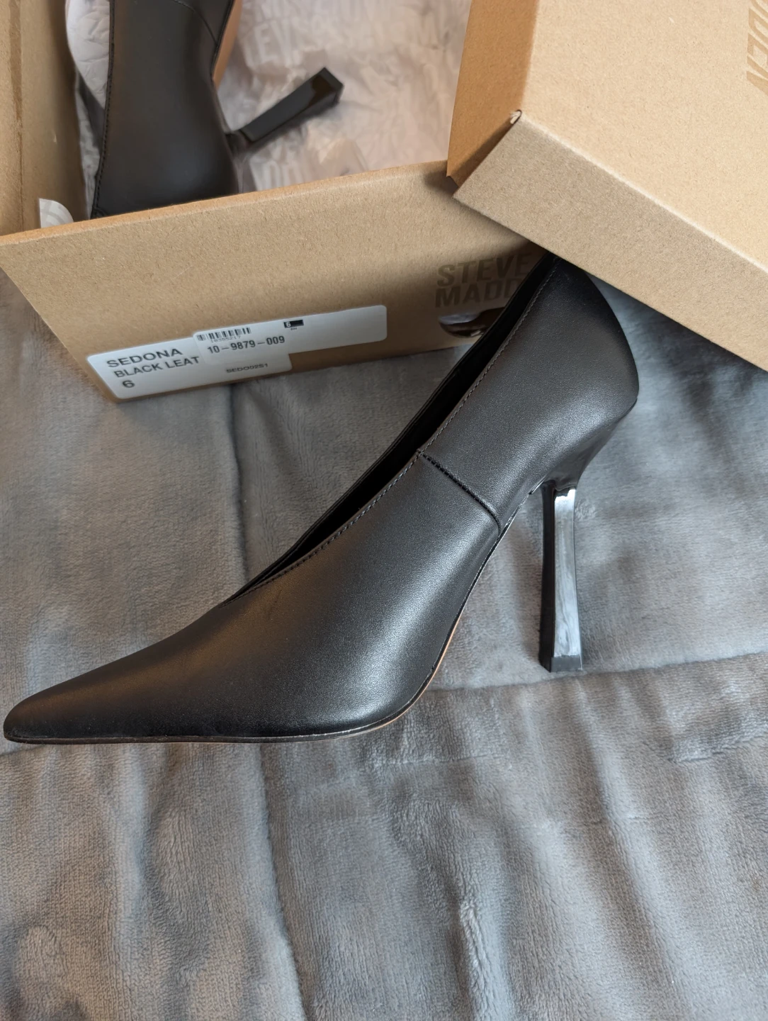 Steve Madden Sedona Black Leather Heels Size 6