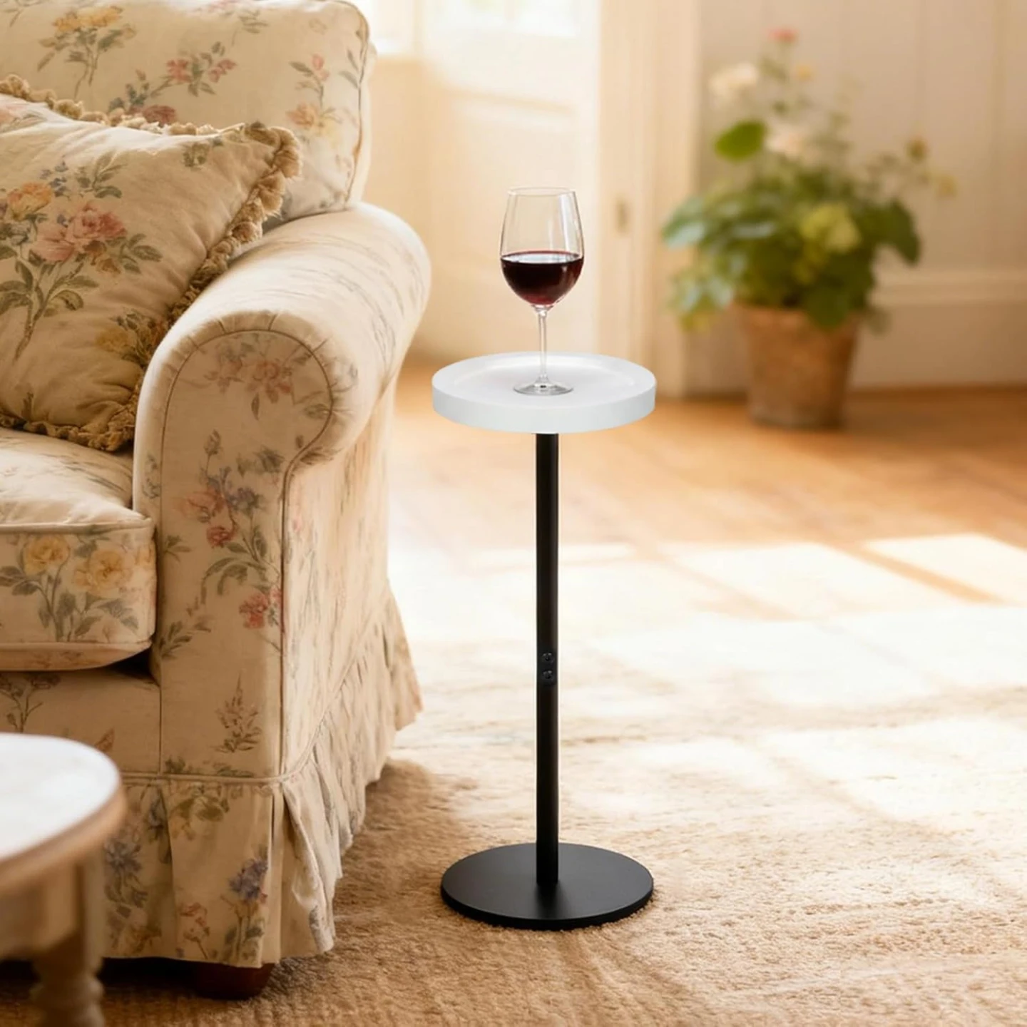 Small Round Side Table End Table with Tray Top and Metal Frame