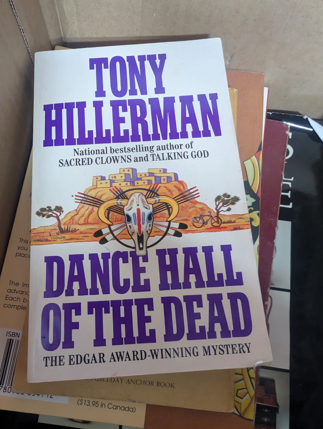 Tony Hillerman Dance Hall of the Dead Mystery Book