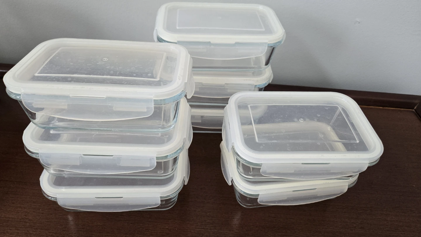 Glass Food Storage Containers with Lids (Set of 8)