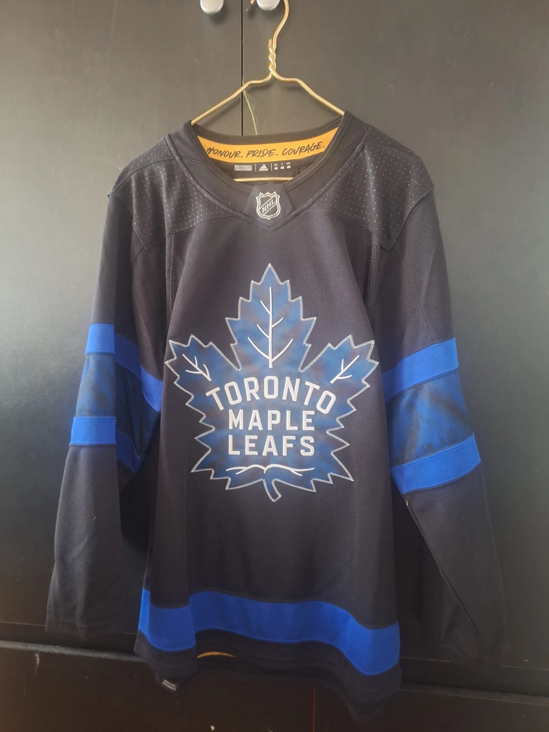 Adidas Toronto Maple Leafs Hockey Jersey