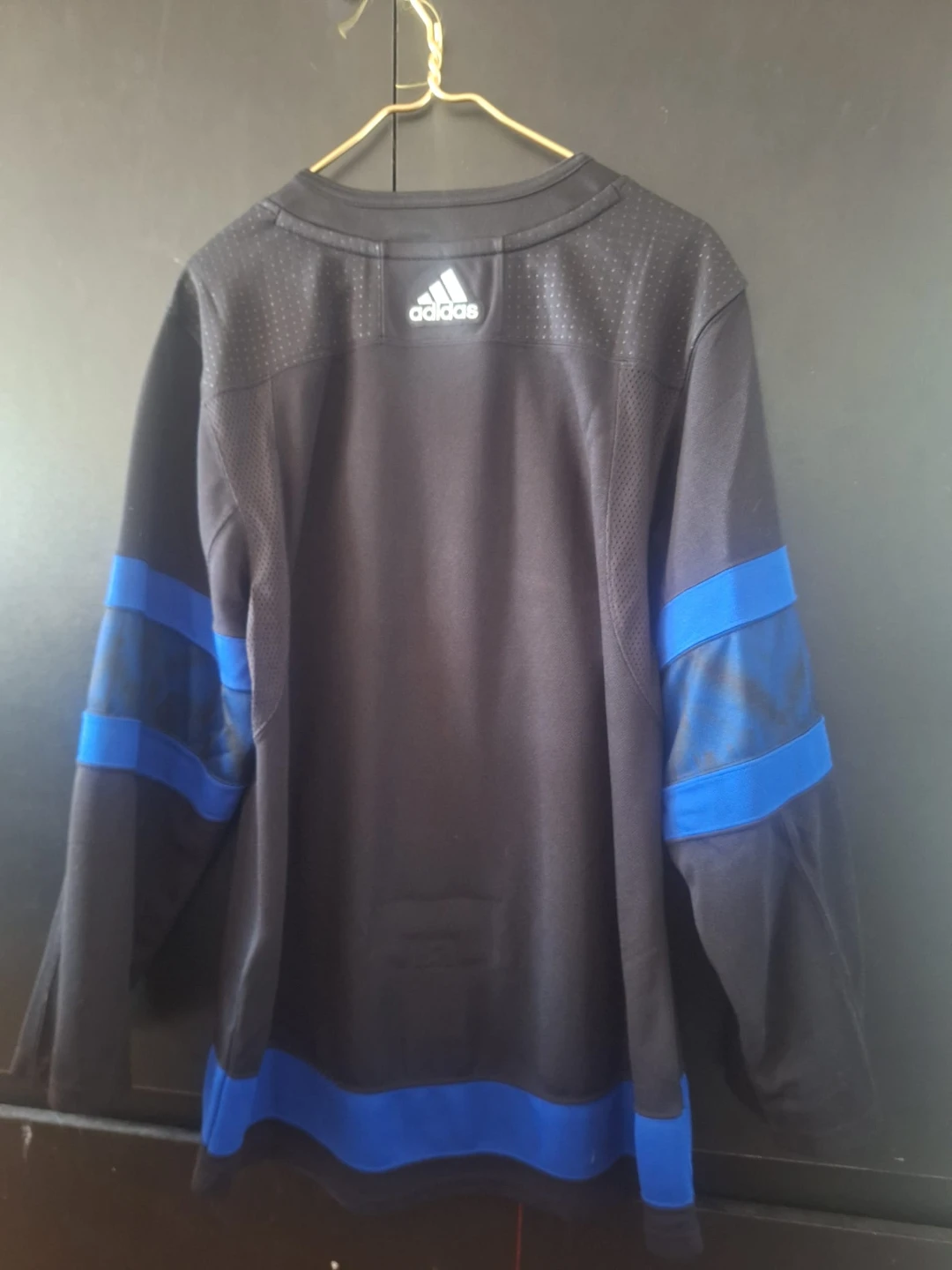 Adidas Toronto Maple Leafs Hockey Jersey - photo 2