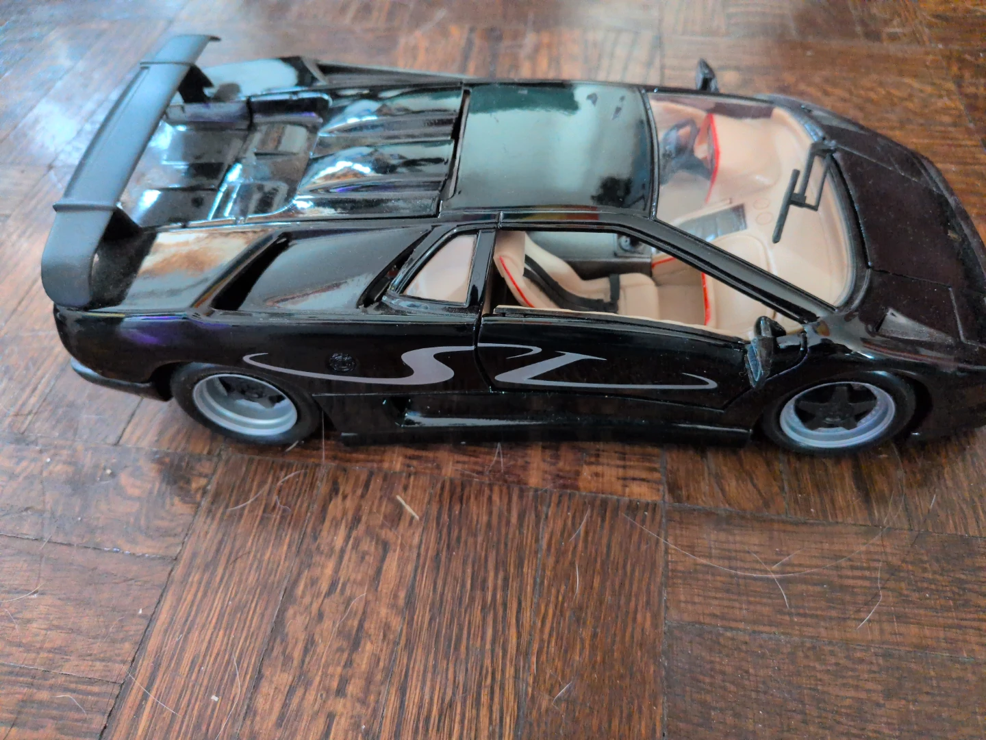Black Lamborghini Diablo SV Toy Car - photo 3