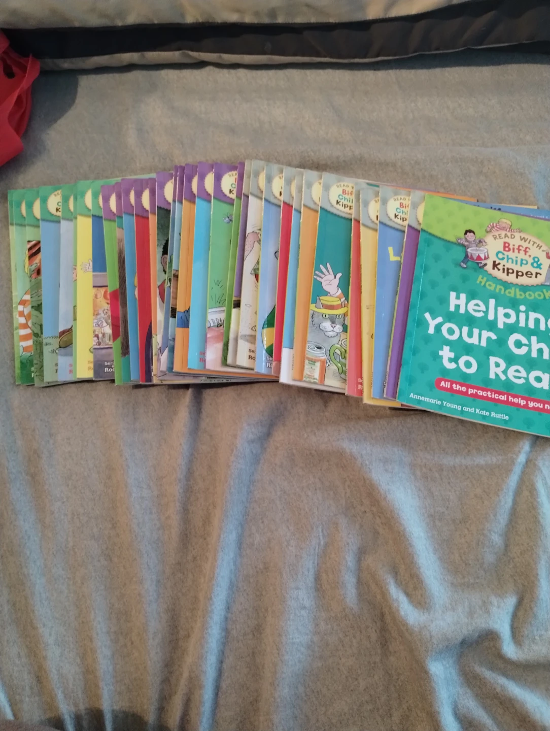 Read with Biff, Chip & Kipper - Helping Your Child to Read Books