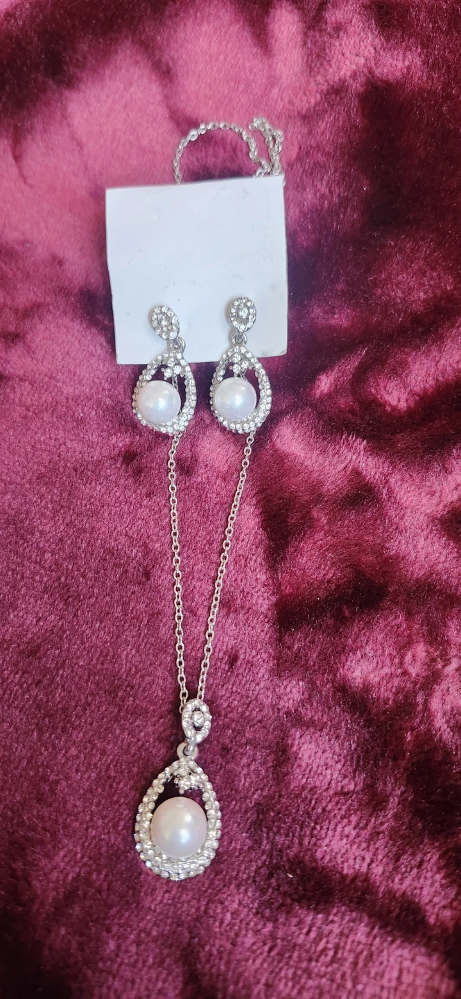 Pearl and Crystal Necklace and Earring Set