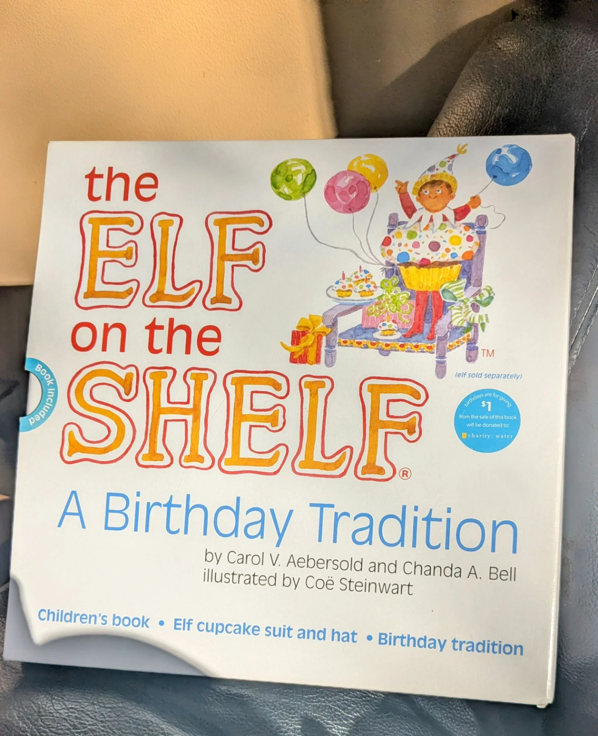 The Elf on the Shelf: Bday Book, Cupcake Suit & Birthday Hat