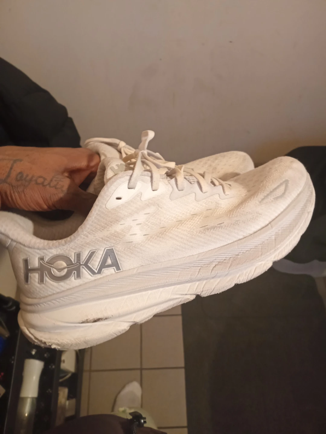 Size 10 hoca one shoes