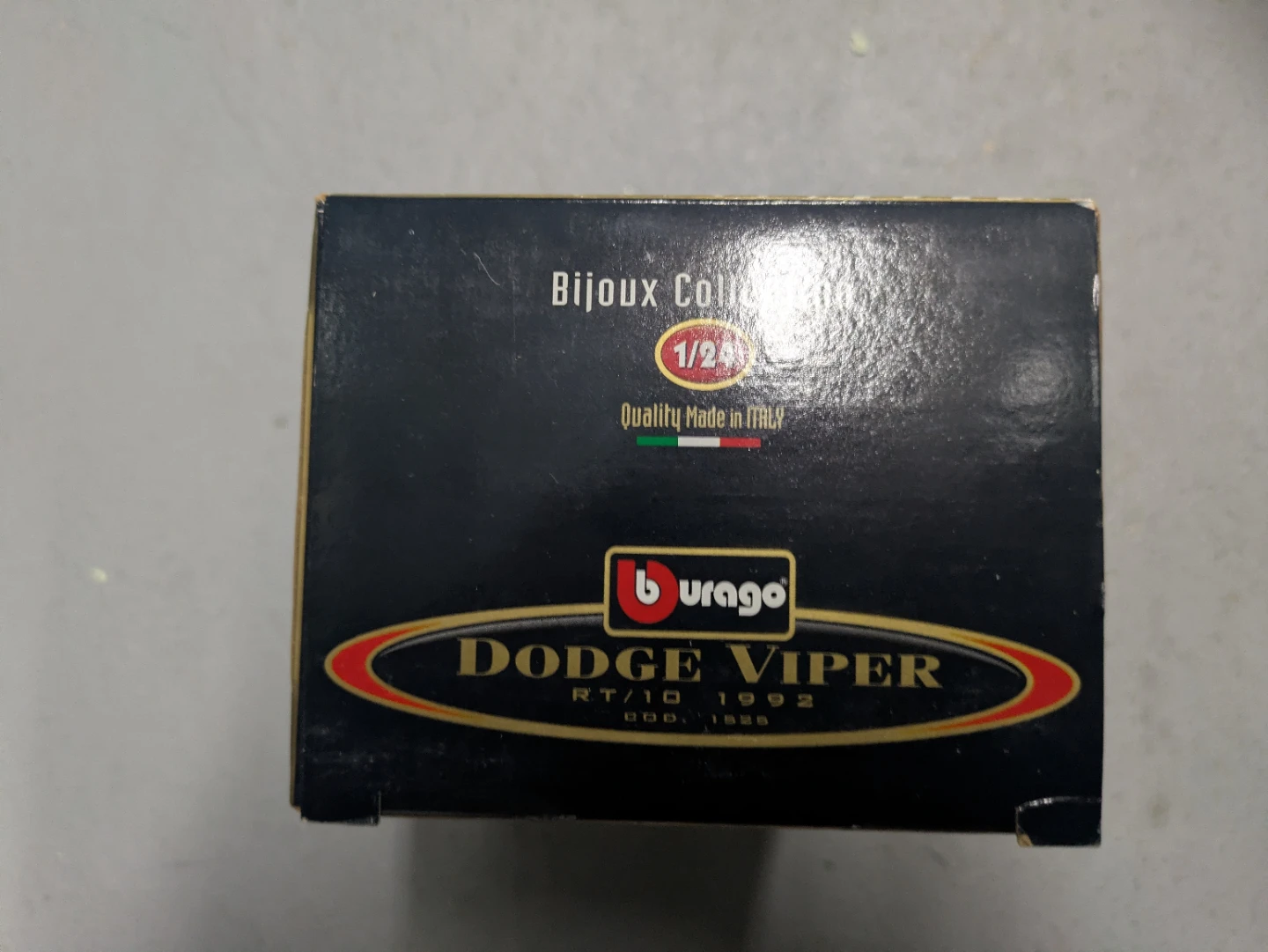 Bburago Dodge Viper RT/10 1992 Diecast Model 1:24 Scale - photo 3
