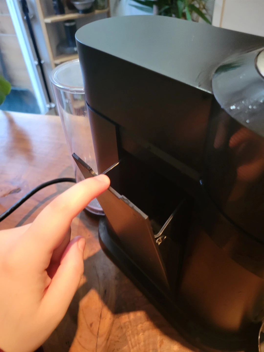Nespresso VertuoPlus Coffee Machine - photo 3
