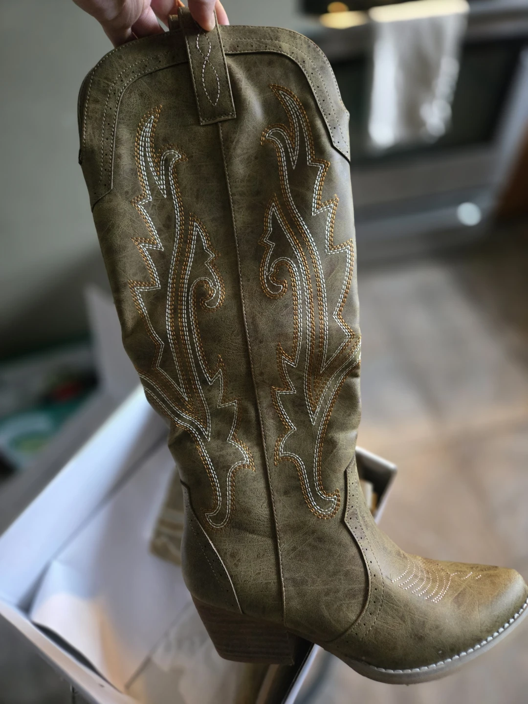 Tan Western Boots - Women's Size 8
