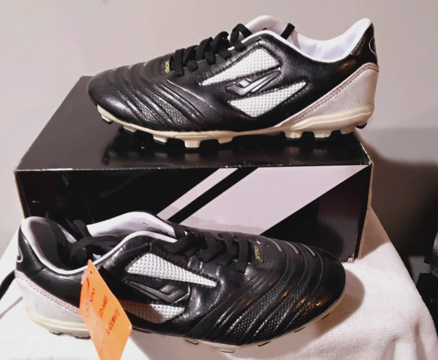 Diadora Soccer Cleats Black White