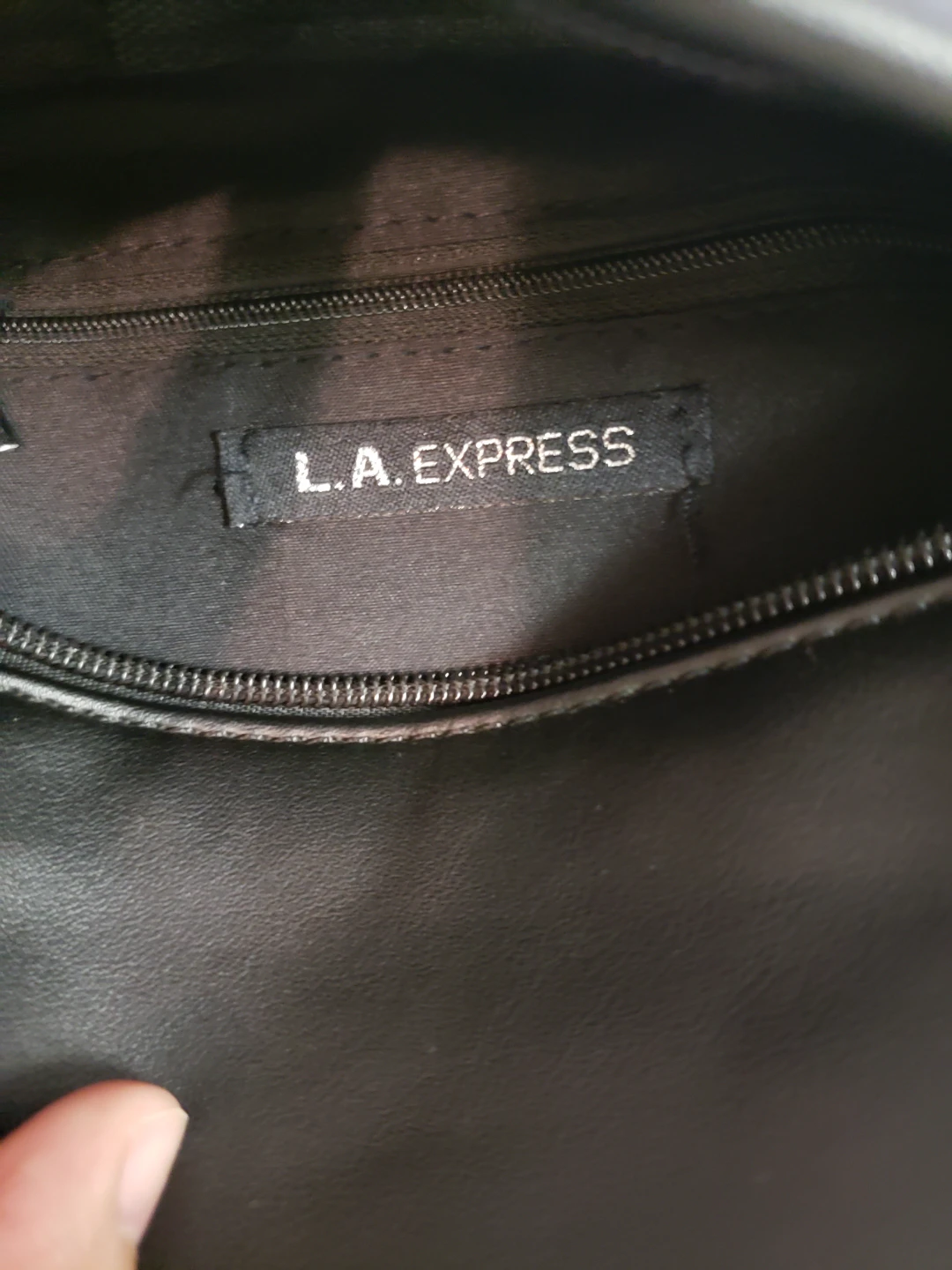 Brandnew L.A. Express Black Faux Leather Fanny Pack - photo 5