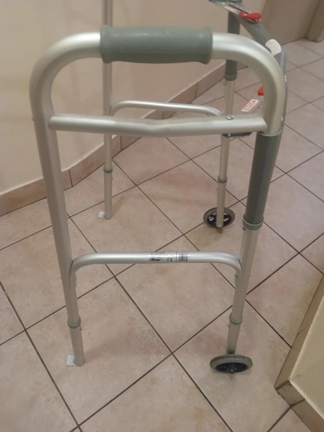 WALKER FOR SALE - photo 2