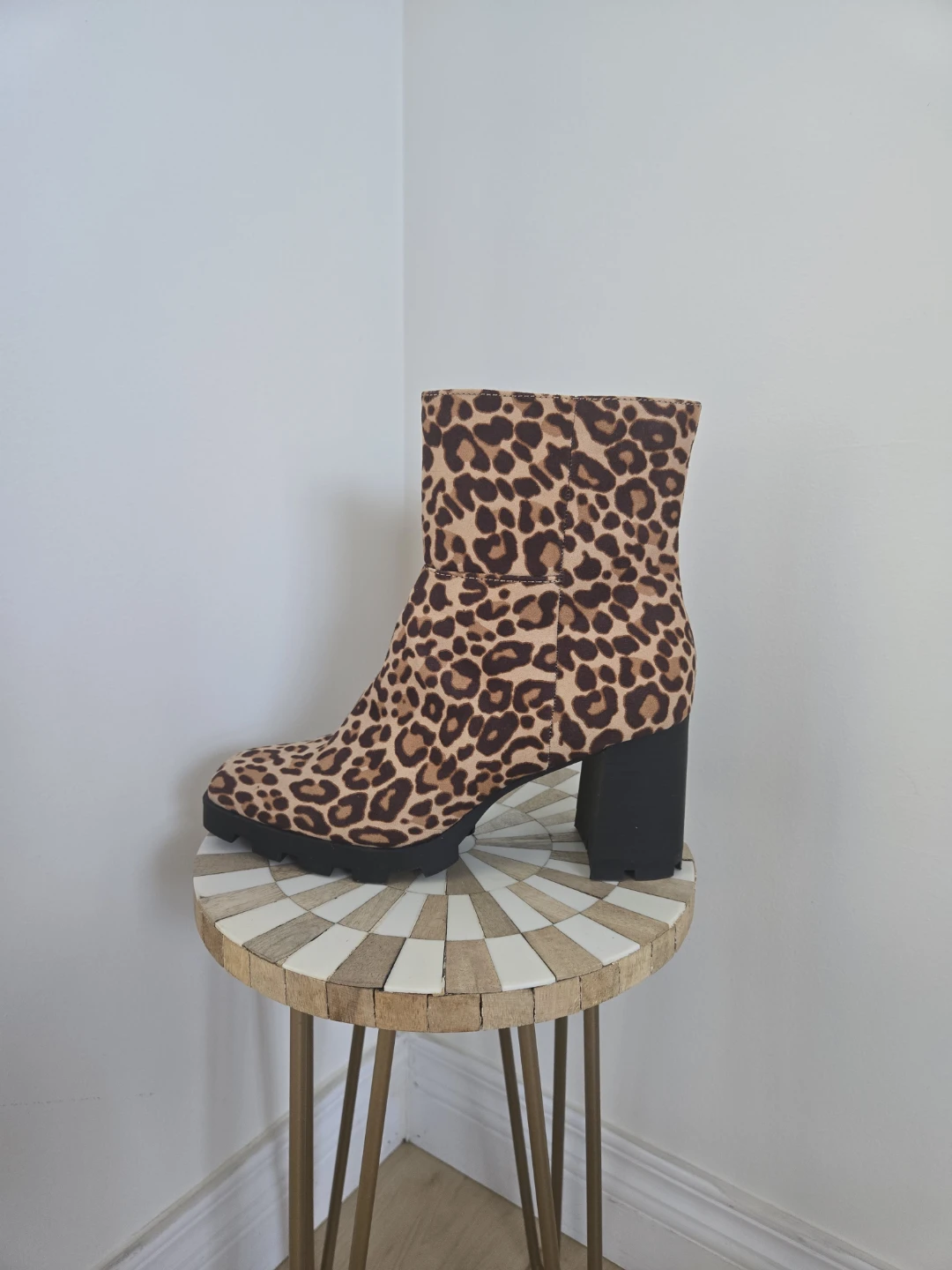 Design Lab Leopard Print Ankle Boots Size 8