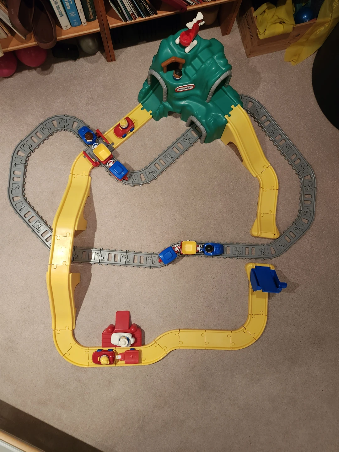 Little Tikes Train Set with Bridge - photo 4