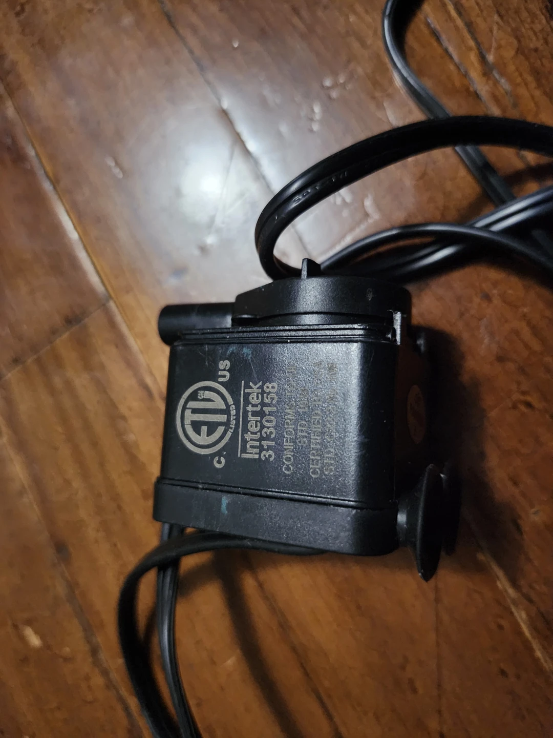 Small Black Water Pump for aquarium - photo 2