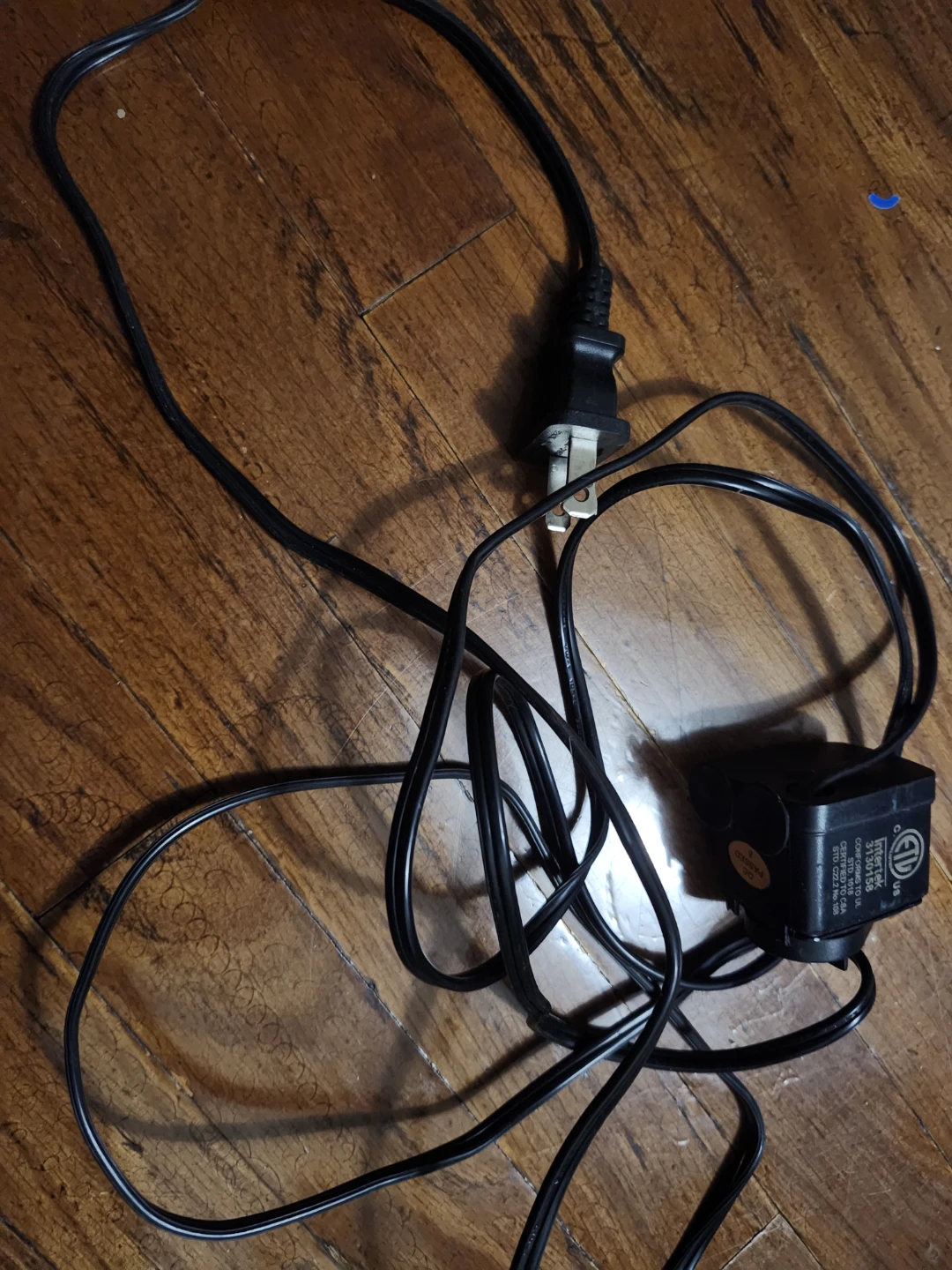 Small Black Water Pump for aquarium - photo 4