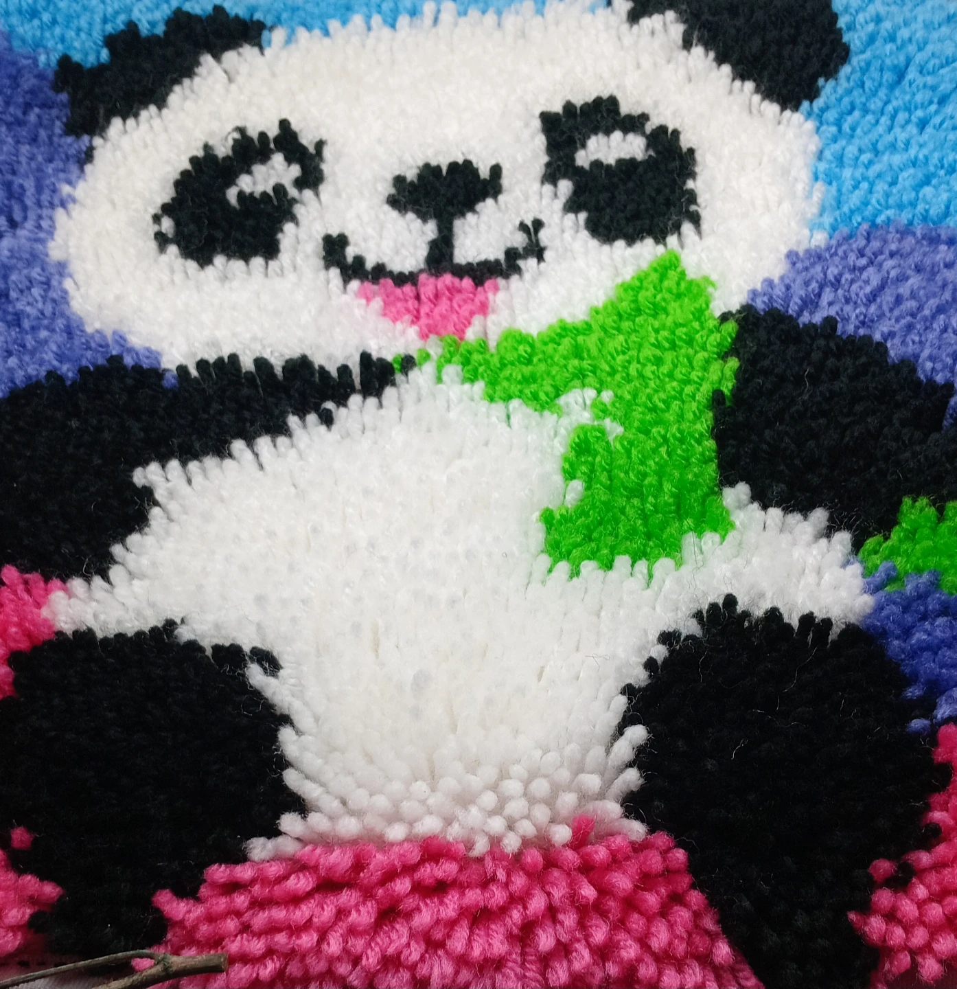 Small Panda Latch & Hook Rug 🥕