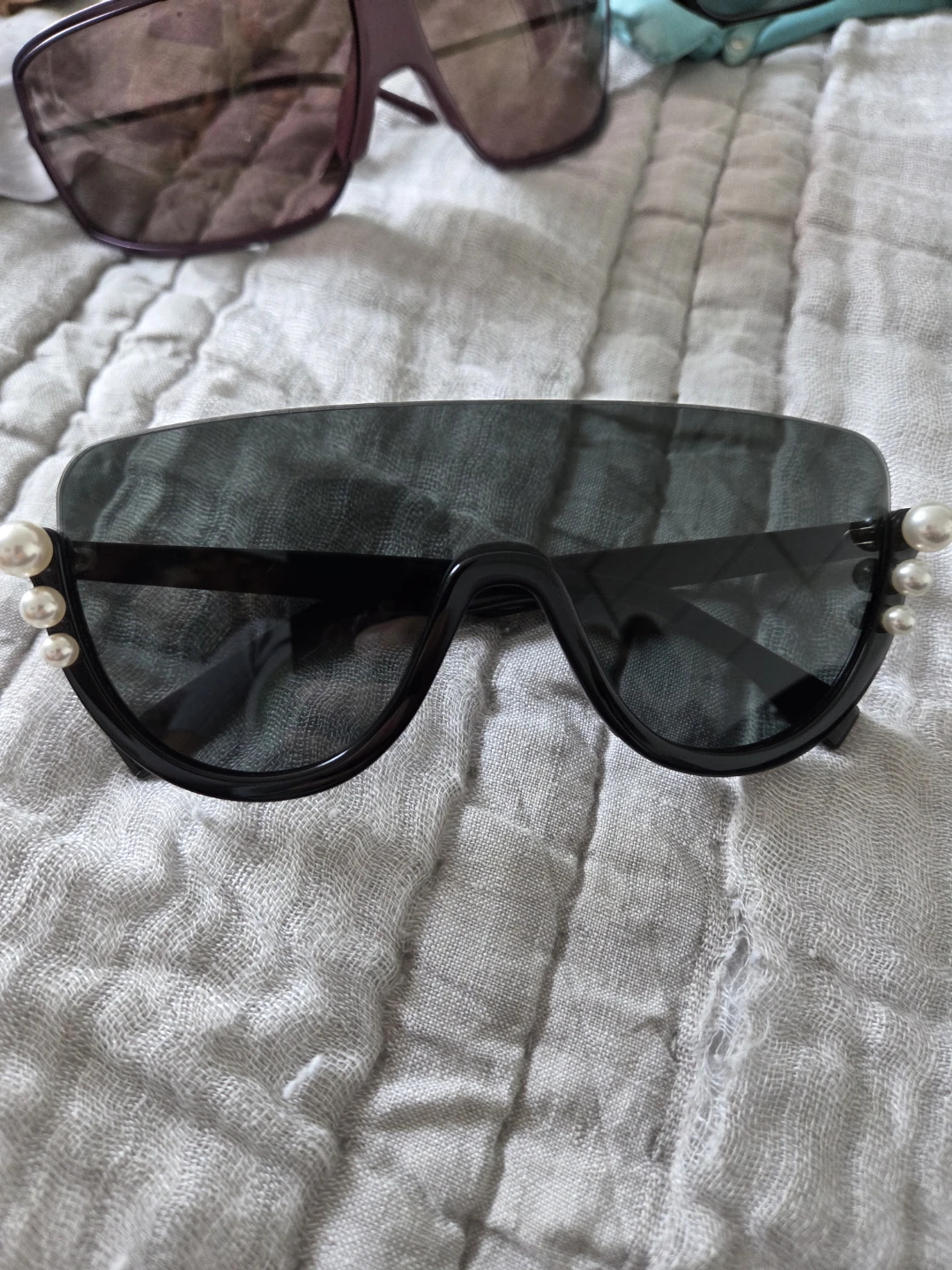 Fendi Cat Eye Sunglasses with Pearl Embellishments - photo 3